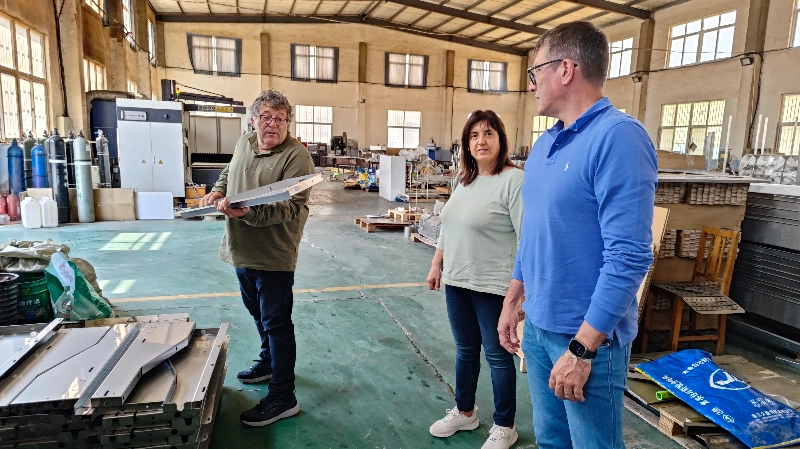 Tienjarige klant Manolo uit Spanje bezoekt Debabrother opnieuw